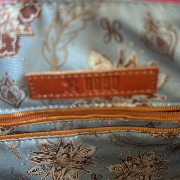 Hobo Dusty Rose Tote - Picture 3 of 3